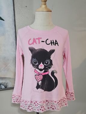 3 for $10 🐾 "Cat-cha Later" Lace Trim Graphic Top - Size 6X